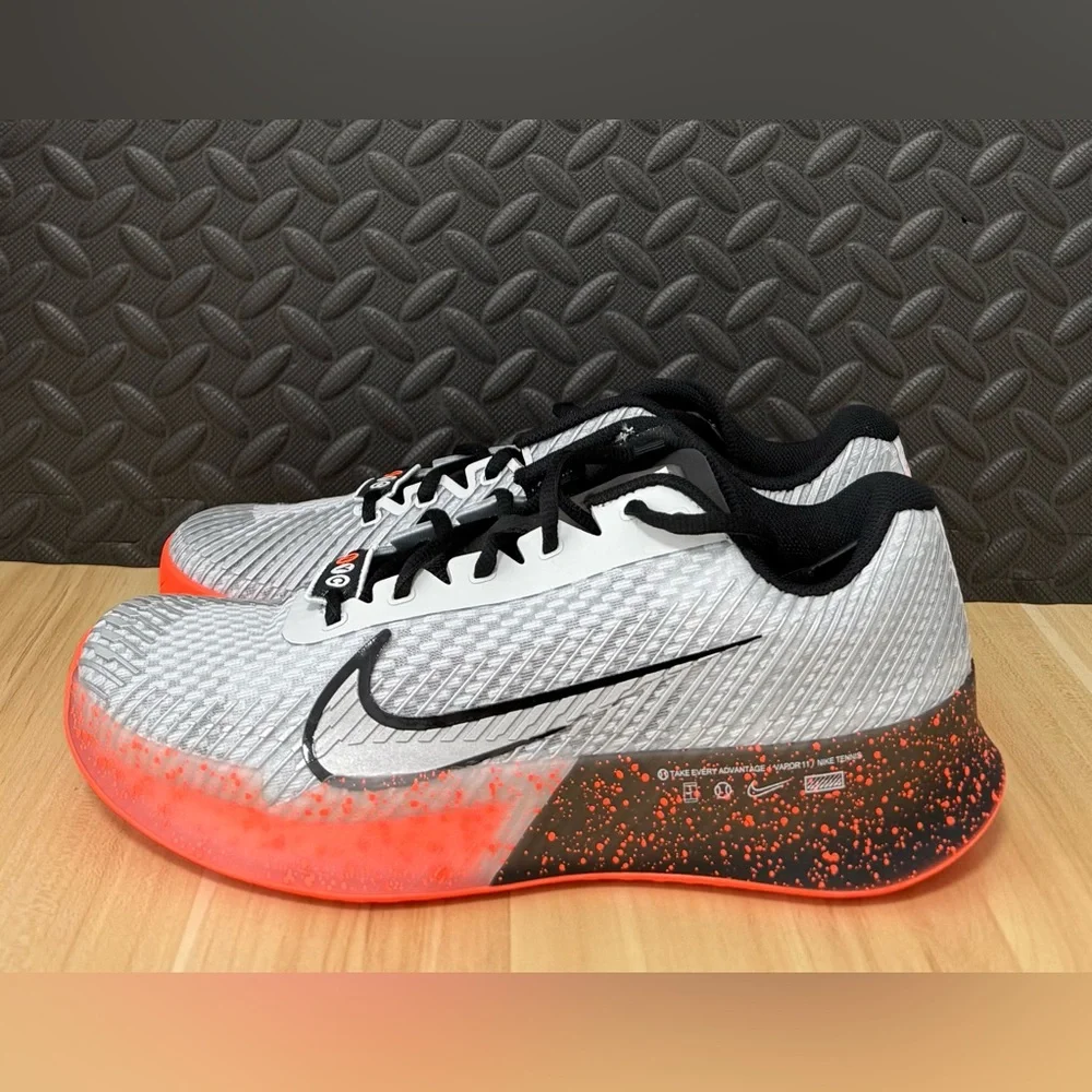 Nike Zoom Vapor 11 Premium HC NYC Orange Tennis Shoes FQ7721-001 Mens‎ Size 8.5